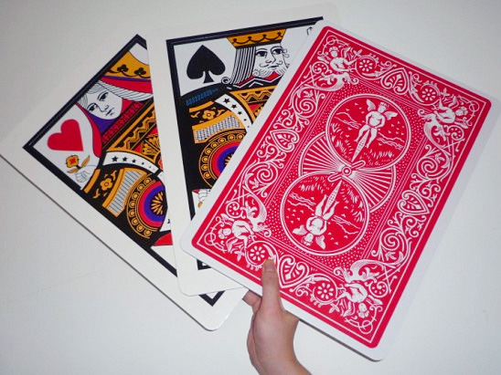 Automatic Three Card Monte - Giant (42.5x28cm) Automatic Three Card Monte - Giant (42.5x28cm)