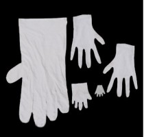Gloves Illusion