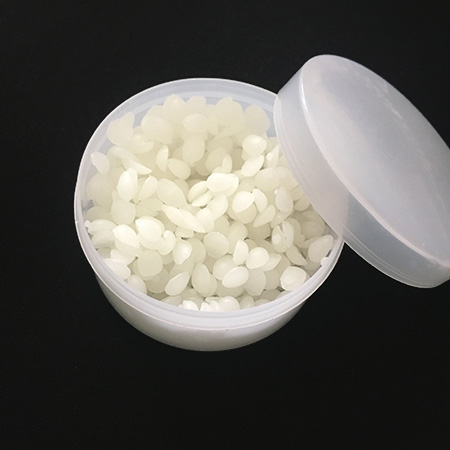 White Magic Accessories/Magicians Wax Pellets Used for Invisible Thread of Flo 