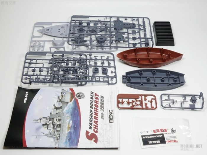 Meng WB-002 Warship Builder Scharnhorst Q Edition Assembly Model Kit/Wooden Deck CYD001