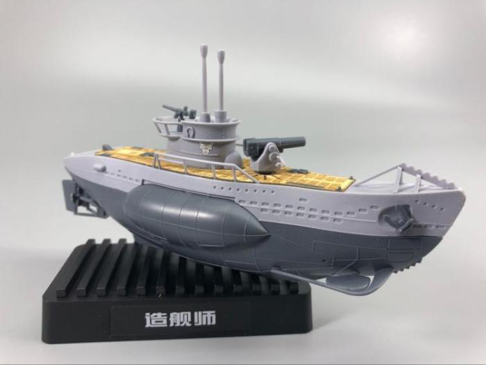 Meng WB-003 U-boat Type VII Q Edition Plastic Assembly Model Kit / Wooden Deck CYD002