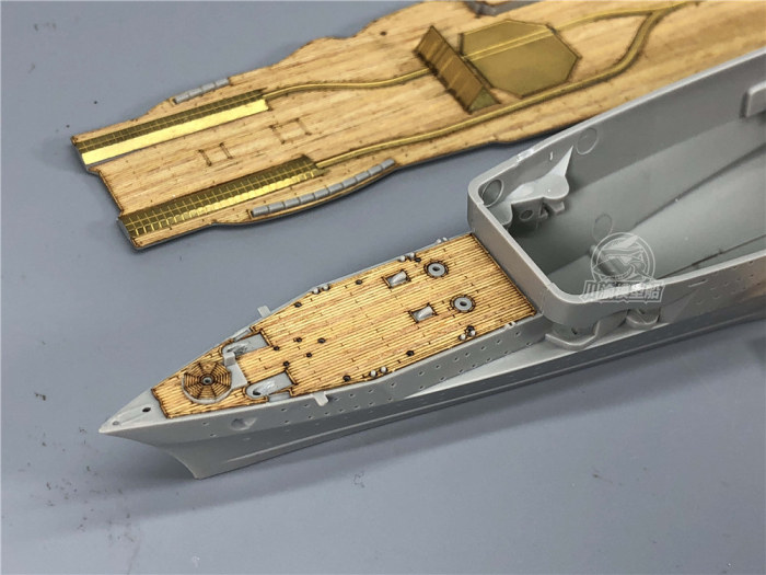 Wooden Deck for Trumpeter 06710 1/700 Scale German Aircraft Carrier DKM Peter Strasser Model CY700038