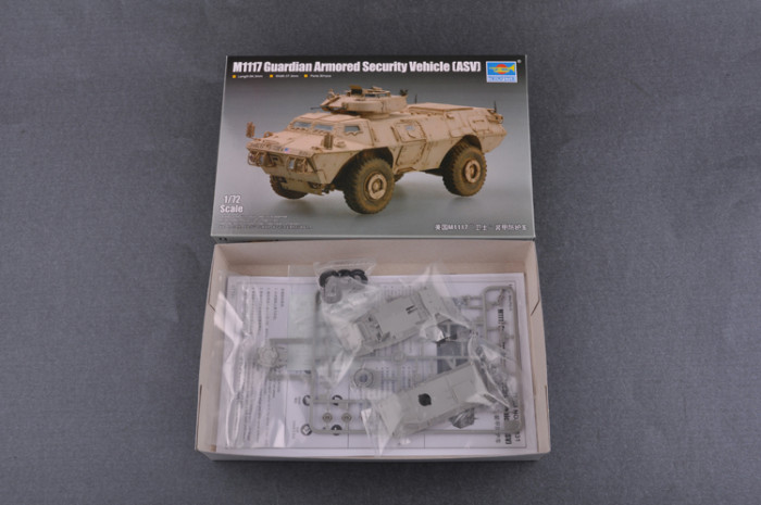Trumpeter 07131 1/72 Scale M1117 Guardian Armored Security Vehicle (ASV) Military Plastic Assembly Model Kit