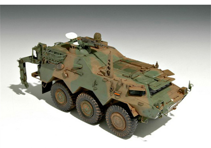 Trumpeter 00330 1/35 Scale JGSDF NBC Detection Vehicle Military Plastic Assembly Model Kits