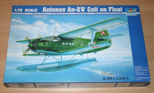 Trumpeter 01606 1/72 Scale Antonov An-2V Colt on Float Military Plastic Aircraft Assembly Model Kit