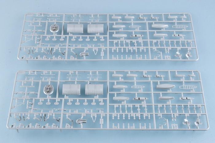 Trumpeter 05302 1/350 Scale HMS Battle Cruiser Hood Military Plastic Assembly Model Kits