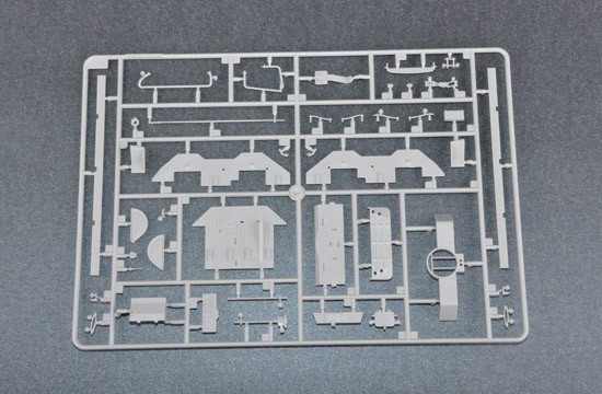 Trumpeter 01543 1/35 Scale Russian BTR-60PA Armor Plastic Assembly Model Kits