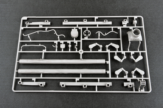 Maquette Trumpeter 1/16 – Char Russe T-72B MBT – Kit Plastique à Monter – Neuf