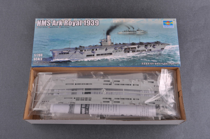 Trumpeter 06713 1/700 Scale HMS Ark Royal 1939 Aircraft Carrier Plastic Military Assembly Model Kits