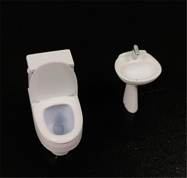 ZLPLA Genuine 1/35 Scale Toilet Set Resin Assembly Model Kits ZA-004
