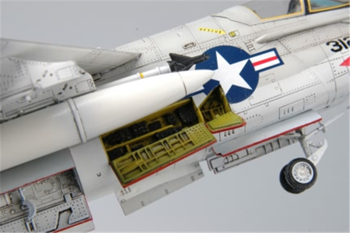 HobbyBoss 87201 1/72 Scale USA A-7A Corsair II Attack Aircraft Military Plastic Assembly Model Kits