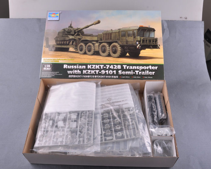 Trumpeter 01039 1/35 Scale Russian KZKT-7428 Transporter with KZKT-9101 Semi-Trailer Plastic Assembly Model Kits