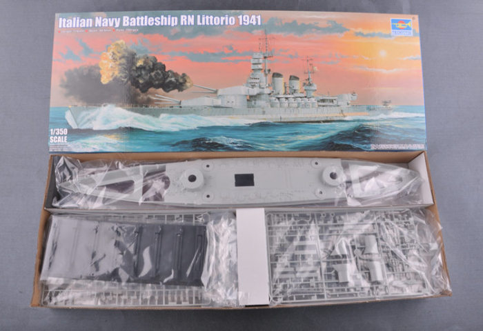 Trumpeter 05319 1/350 Scale Italian Navy Battleship RN Littorio 1941 Plastic Assembly Model Kits