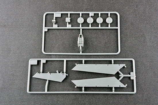 Trumpeter 01688 1/72 Scale Tu-128UT Fiddler Military Plastic Aircraft Assembly Model Kits