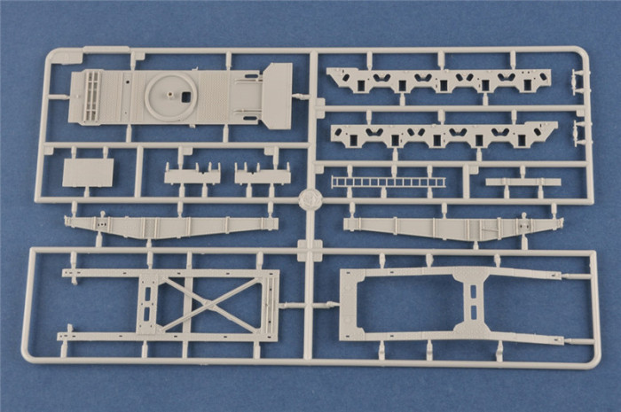 HobbyBoss 82961 1/72 Scale German Karl-Geraet 040/041 on Railway Transport Carrier Military Plastic Assembly Model Kit