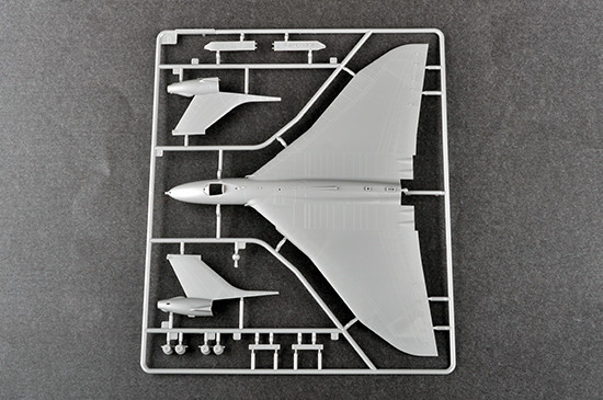 Trumpeter 03931 1/144 Scale Avro Vulcan B.MK 2 Military Plastic Aircraft Assembly Model Kits