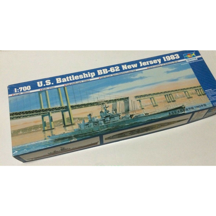 Trumpeter 05702 1/700 Scale US Battleship BB-62 New Jersey 1983 Military Plastic Assembly Model Kit