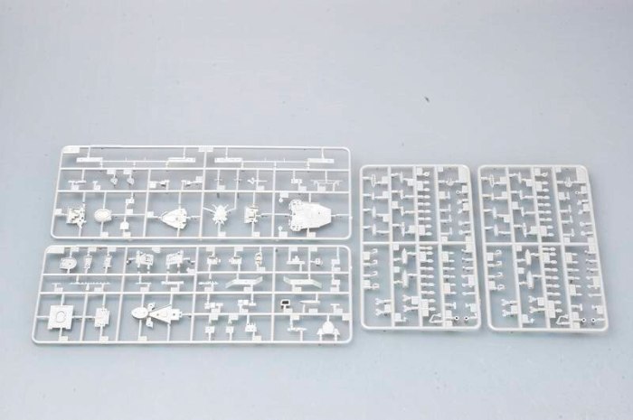 Trumpeter 65703 1/700 Scale HMS Hood 1941 Plastic Assembly Model Kit with Upgrade Set Wooden Deck PE Metal Parts