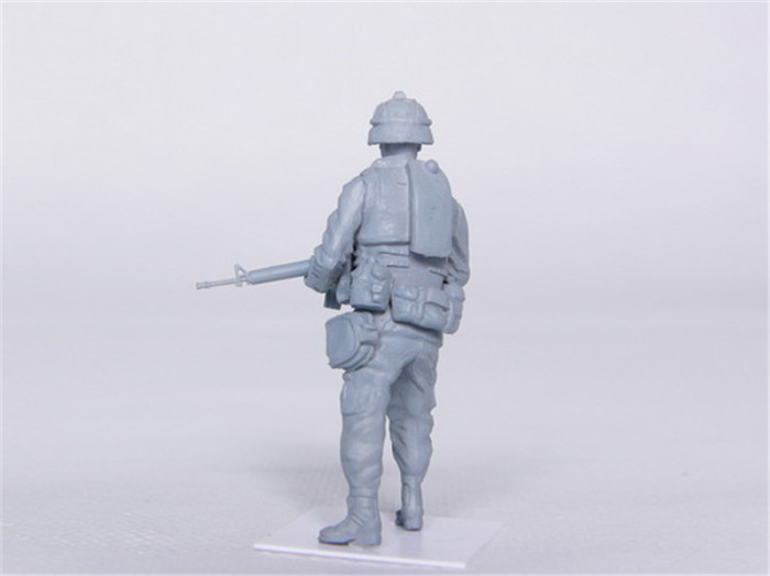 Trumpeter 00407 1/35 Scale US Marine Corps Iraq 2003 Soldier Figures Military Plastic Assembly Model Kits