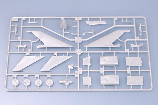 Trumpeter 01610 1/72 Scale Shenyang F-8II Finback-B Fighter Military Plastic Aircraft Assembly Model Kit