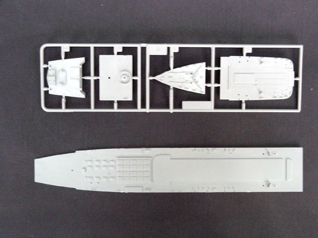 Trumpeter 05708 1/700 Scale USSR Navy Frunze Battle Cruiser Military Plastic Assembly Model Kit