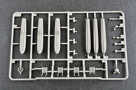 Trumpeter 02356 1/35 Scale Soviet Aerosan KM-4 Military Plastic Assembly Model Kits