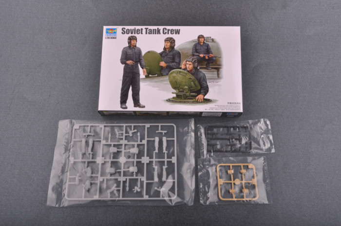 Trumpeter 00435 1/35 Scale Soviet Tank Crew Soldiers Figures Military Plastic Assembly Model Kits
