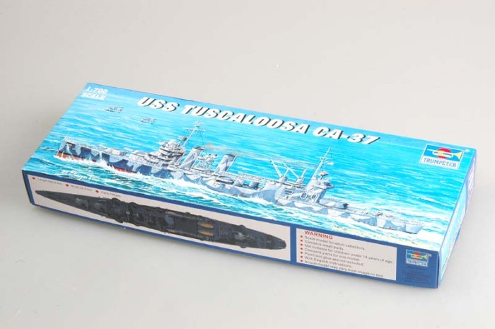 Trumpeter 05745 1/700 Scale USS Tuscaloosa CA-37 Military Plastic Assembly Model Kits