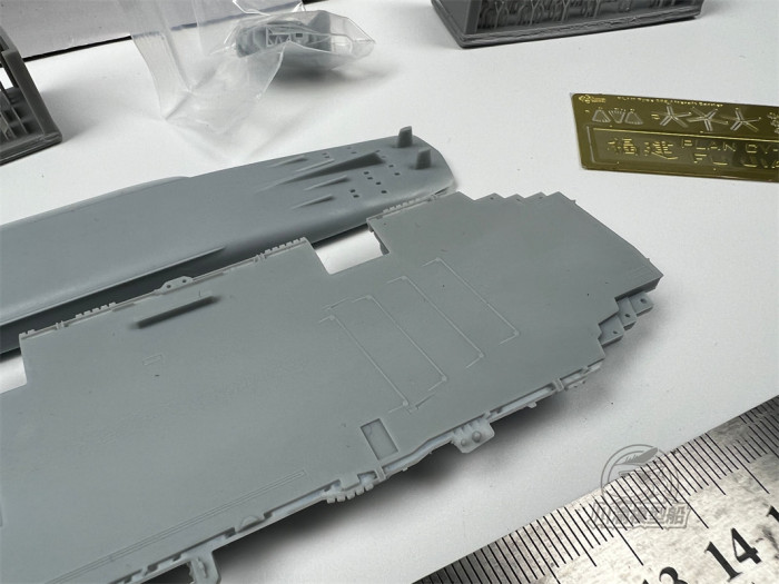 Snowman SR-2062 1/2000 Scale PLAN Type 003 Aircraft Carrier CV-18 Fujian Military Plastic Assembly Model Kits