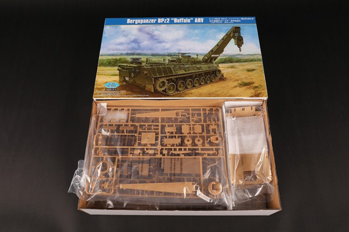 HobbyBoss 84567 1/35 Scale Bergepanzer BPz2 “Buffalo” ARV Military Plastic Assembly Model Kits