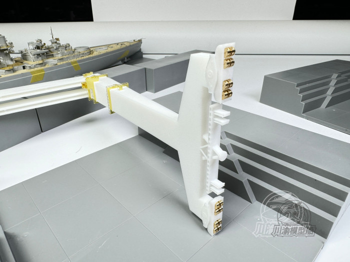 1/350 Scale Gantry Crane Port Scene DIY Assembly Model Kit CYG132