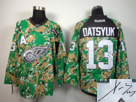 Autographed Detroit Red Wings -13 Pavel Datsyuk Camo Veterans Day Practice NHL Jersey