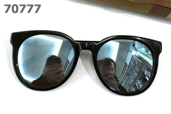 Burberry Sunglasses AAA (292)