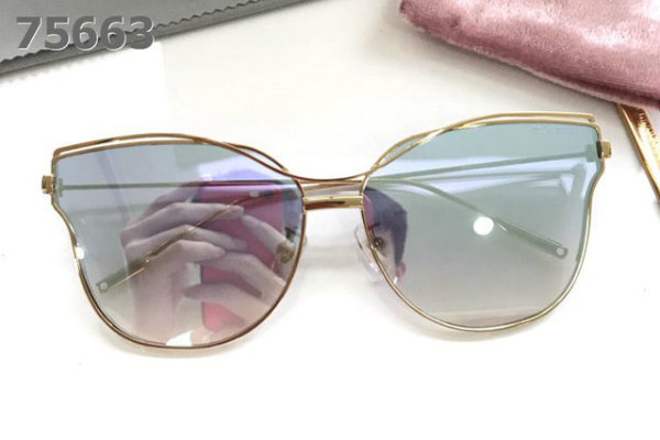 Miu Miu Sunglasses AAA (668)