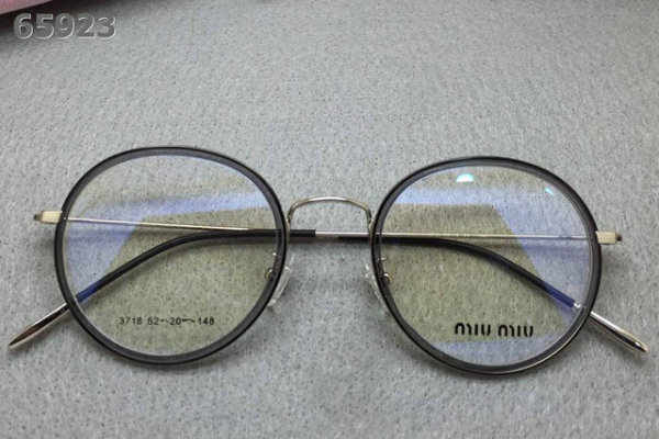 Miu Miu Sunglasses AAA (404)