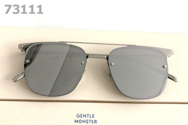 Gentle Monster Sunglasses AAA (579)