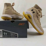 Under Armour Curry 6.5 Kid Shoes (8)