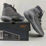 Under Armour Curry 6.5 Kid Shoes (6)