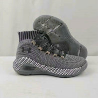 Under Armour Curry 6.5 Kid Shoes (6)