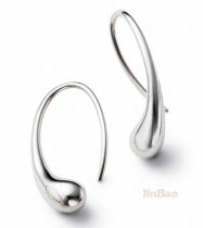 Tiffany Earrings (100)