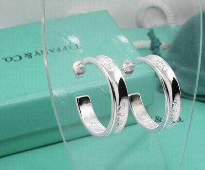 Tiffany Earrings (226)