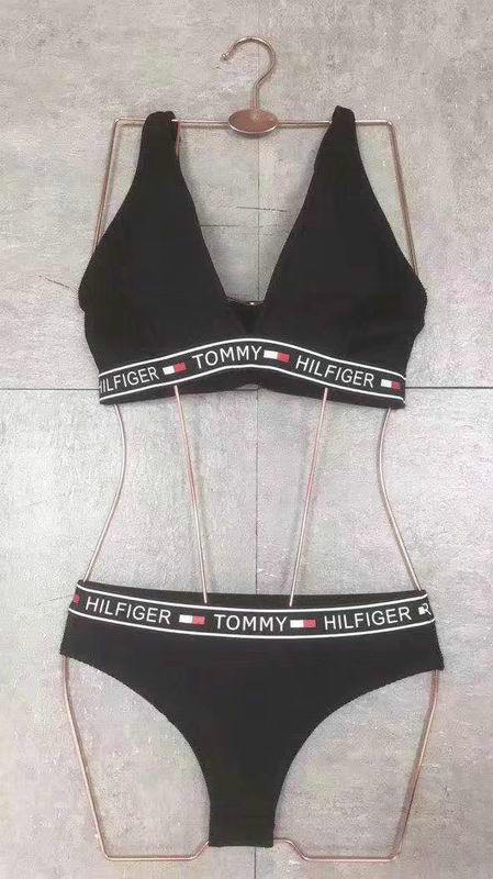 Tommy Bikini (11)