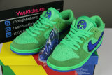 Authentic Grateful Dead x Nike SB Dunk Low “Green Bear”