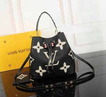 LV Handbag AAA (86)
