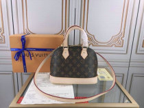 LV Handbag AAA (6)