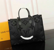 LV Handbag AAA (110)