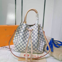 LV Handbag AAA (267)