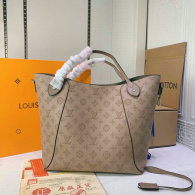 LV Handbag (312)