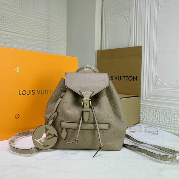 LV Backpack (14)