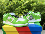 Authentic Supreme x Nike SB Dunk Low White/God/Green GS
